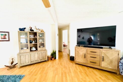 63 Temple Circle - sp08