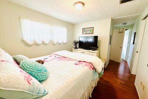 63 Temple Circle - sp16