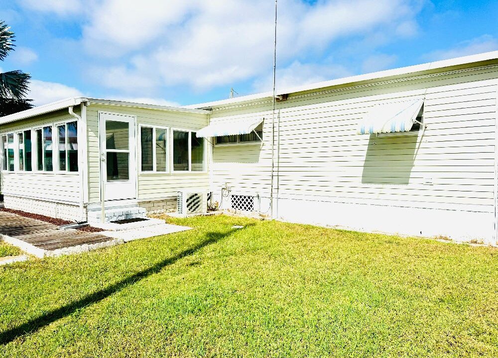 63 Temple Circle - sp25