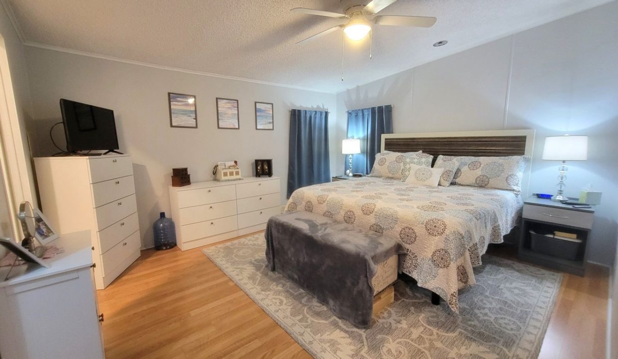 1781 Tower Lakes - sp25