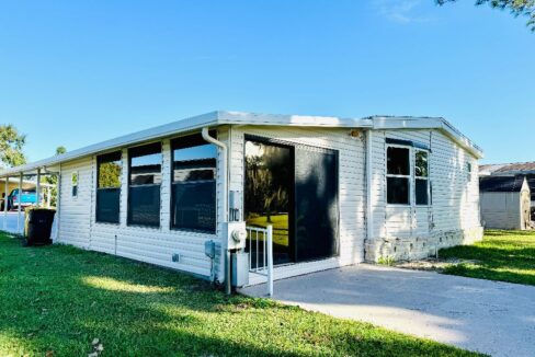 1901 US Hwy 17 92 - sp22