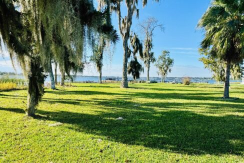 1901 US Hwy 17 92 - sp23