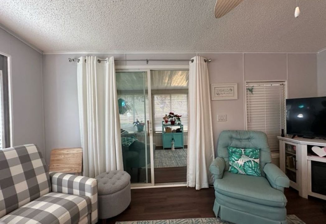 1056 Eagle Dr - sp15