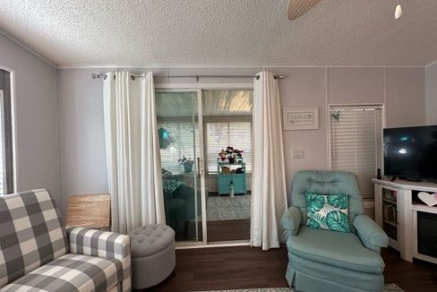 1056 Eagle Dr - sp15