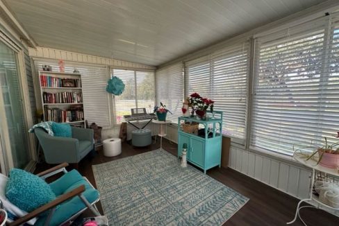 1056 Eagle Dr - sp16