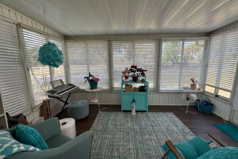 1056 Eagle Dr - sp18