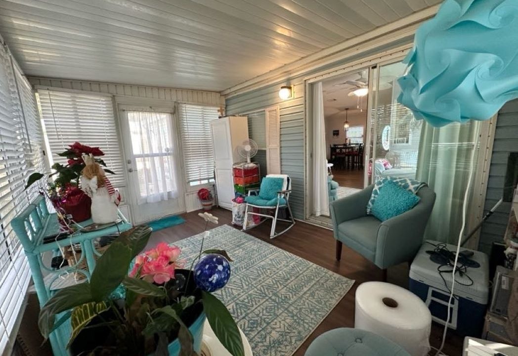 1056 Eagle Dr - sp20