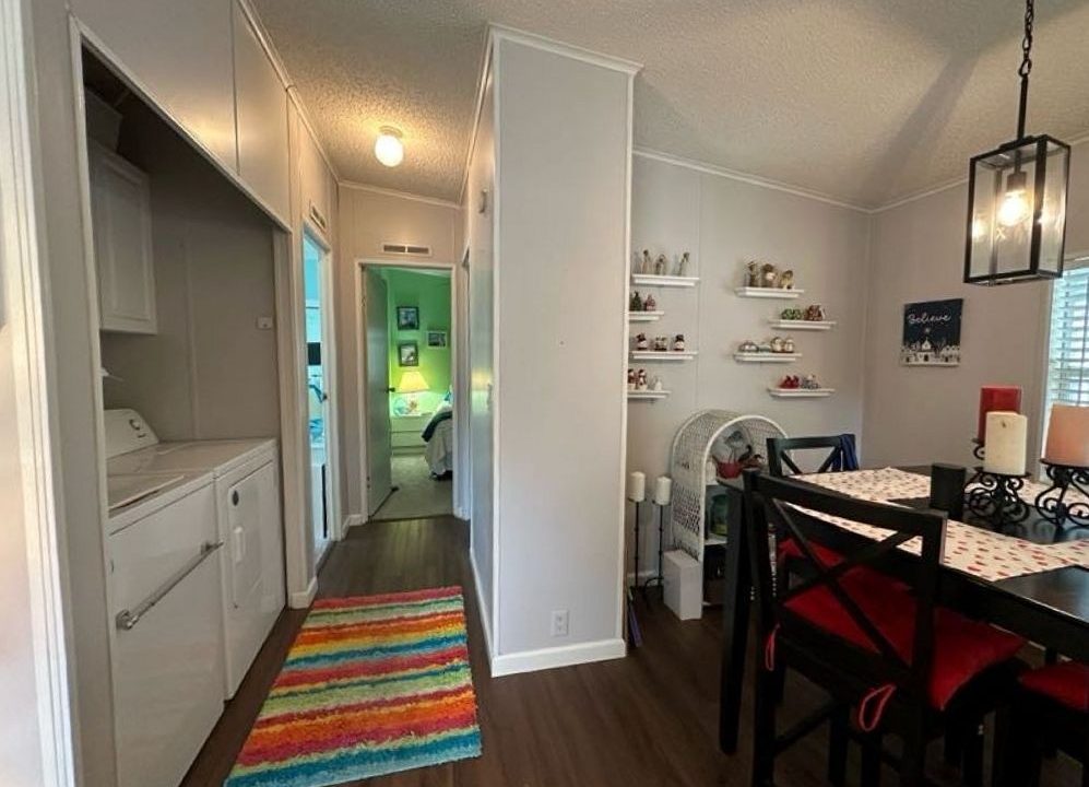 1056 Eagle Dr - sp21