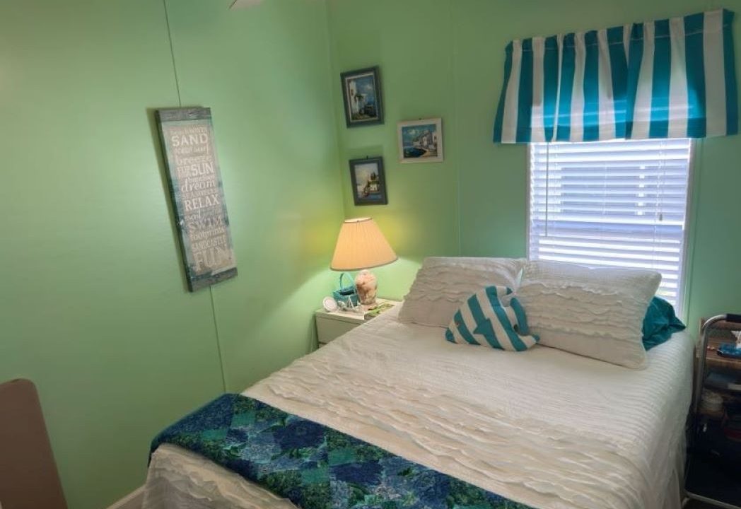 1056 Eagle Dr - sp25