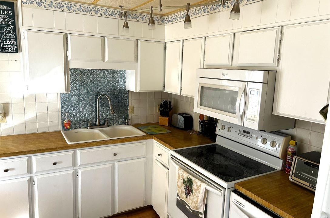 3150 NE 36th Ave Lot 230 - sp12