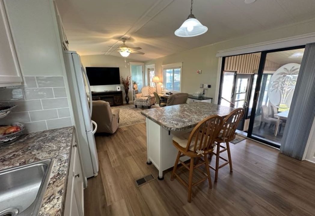 581 Lake Henry - sp09