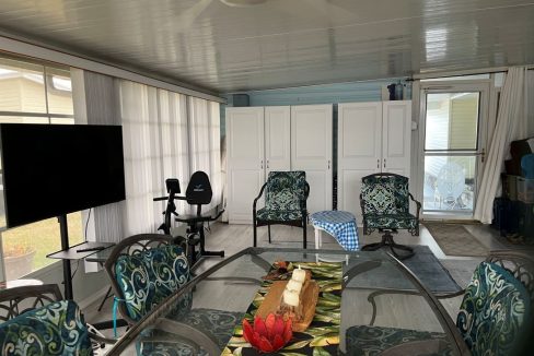 2430 Crooked Stick - sp19