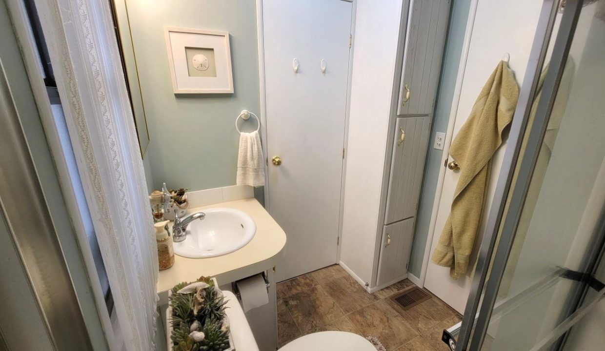 4320 Dundee lot 73 - sp27