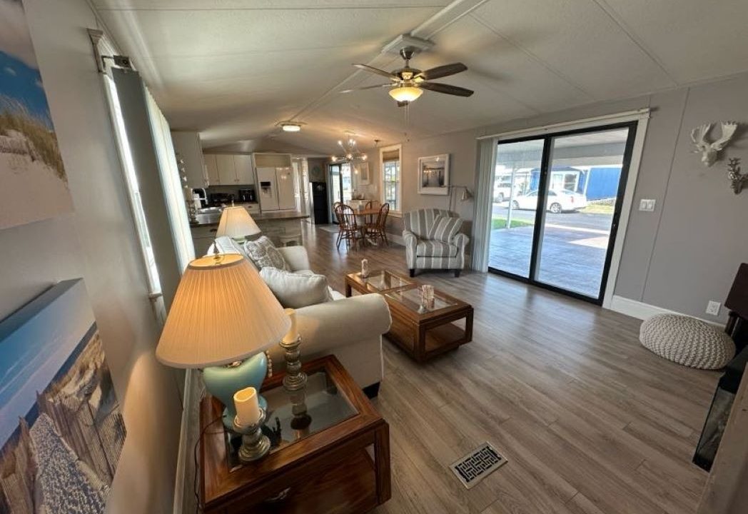 681 Lake Henry - sp08