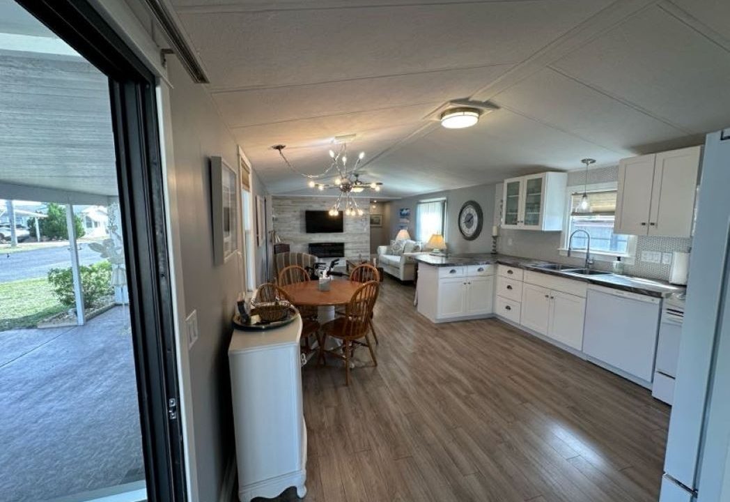 681 Lake Henry - sp10