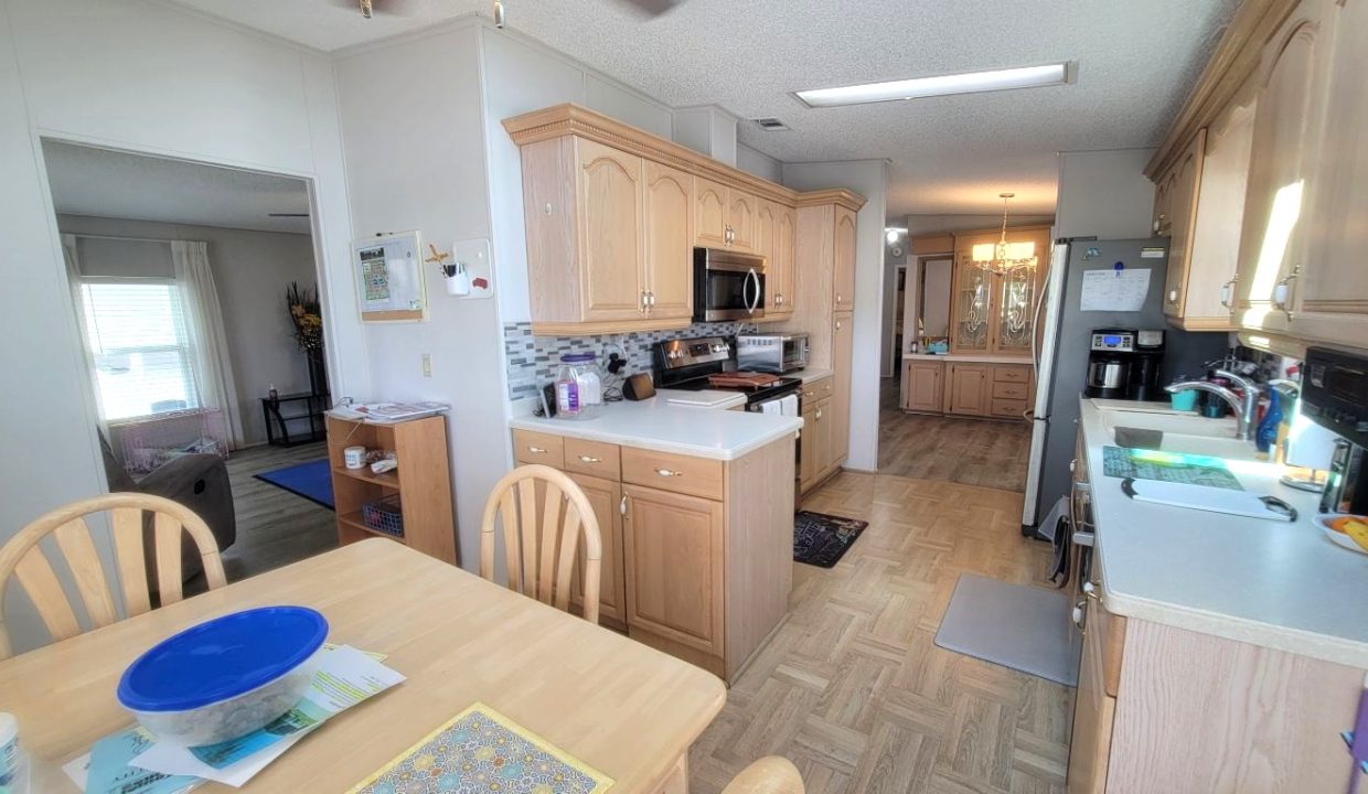 1793 Tower Lakes - sp17