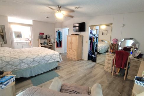 1793 Tower Lakes - sp27