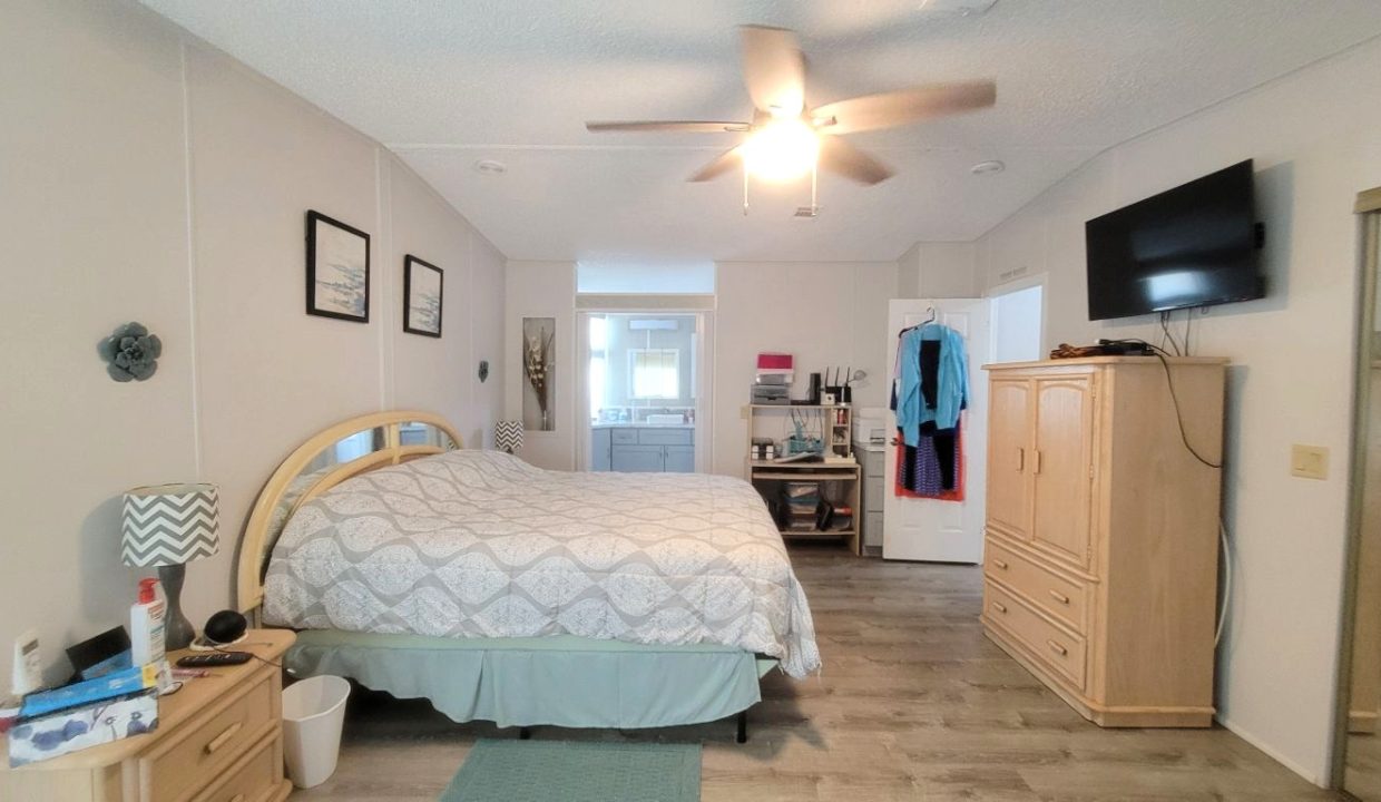 1793 Tower Lakes - sp28