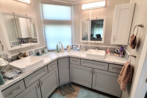 1793 Tower Lakes - sp29