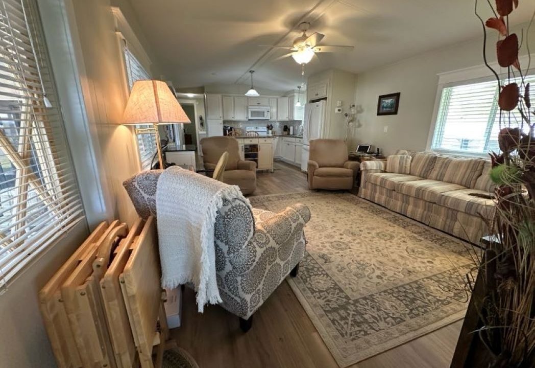 581 Lake Henry - sp14