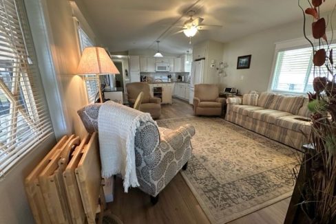 581 Lake Henry - sp14