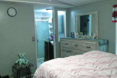 92 Wilkes Primary En Suite Bath Room