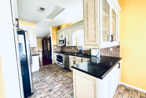 1649 Deverly - sp17