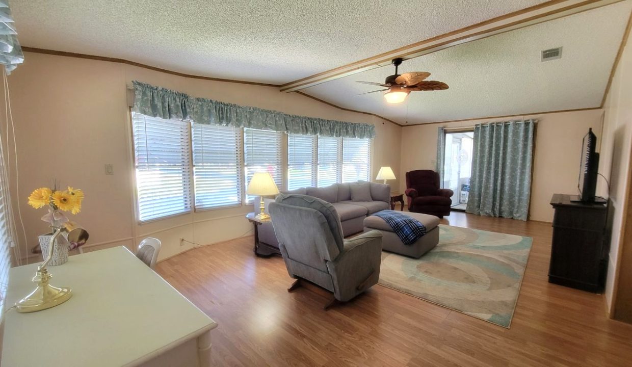 216 Green Meadow - sp07