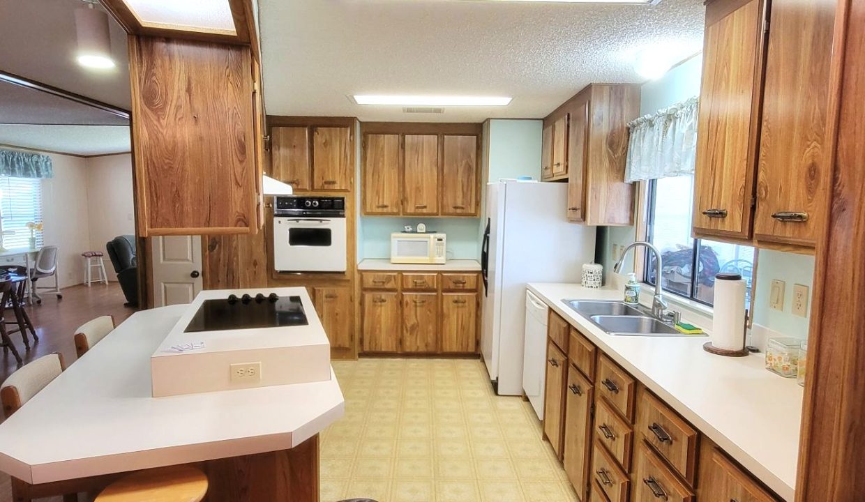 216 Green Meadow - sp13