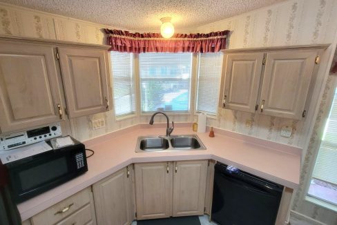 2204 Robin Ridge - sp16