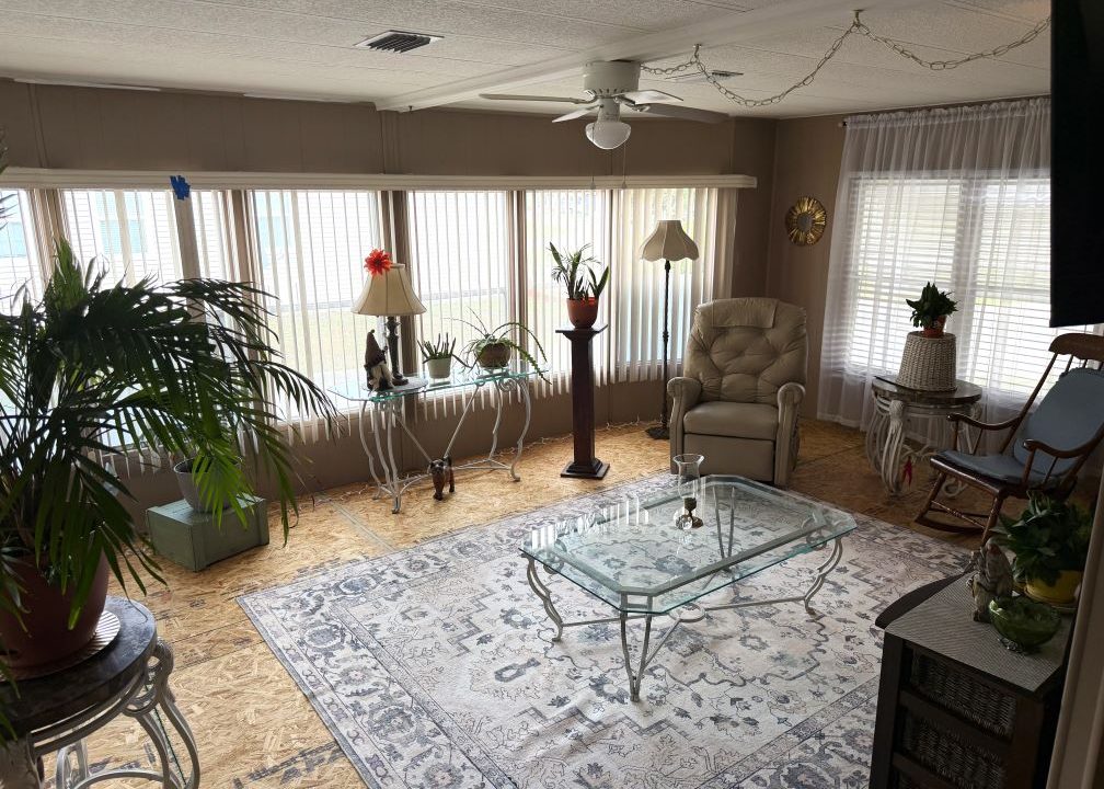 3150 NE 36th Lot 550 - sp11