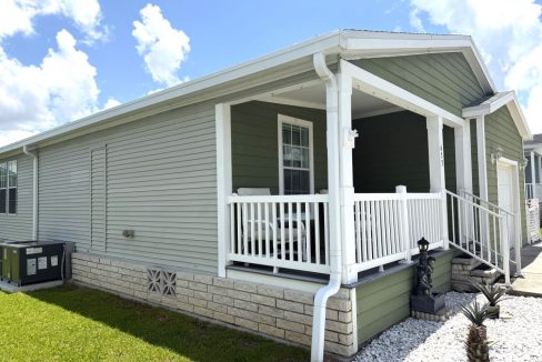 ext front pic #3