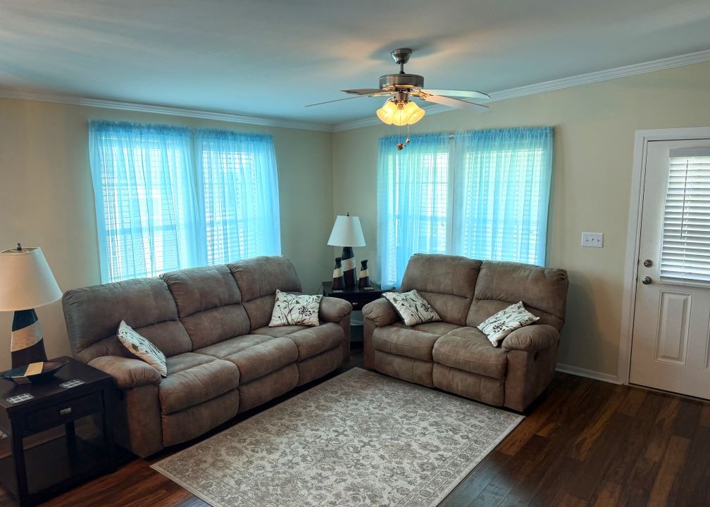 living room pic #2