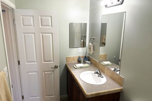 main bath pic #2