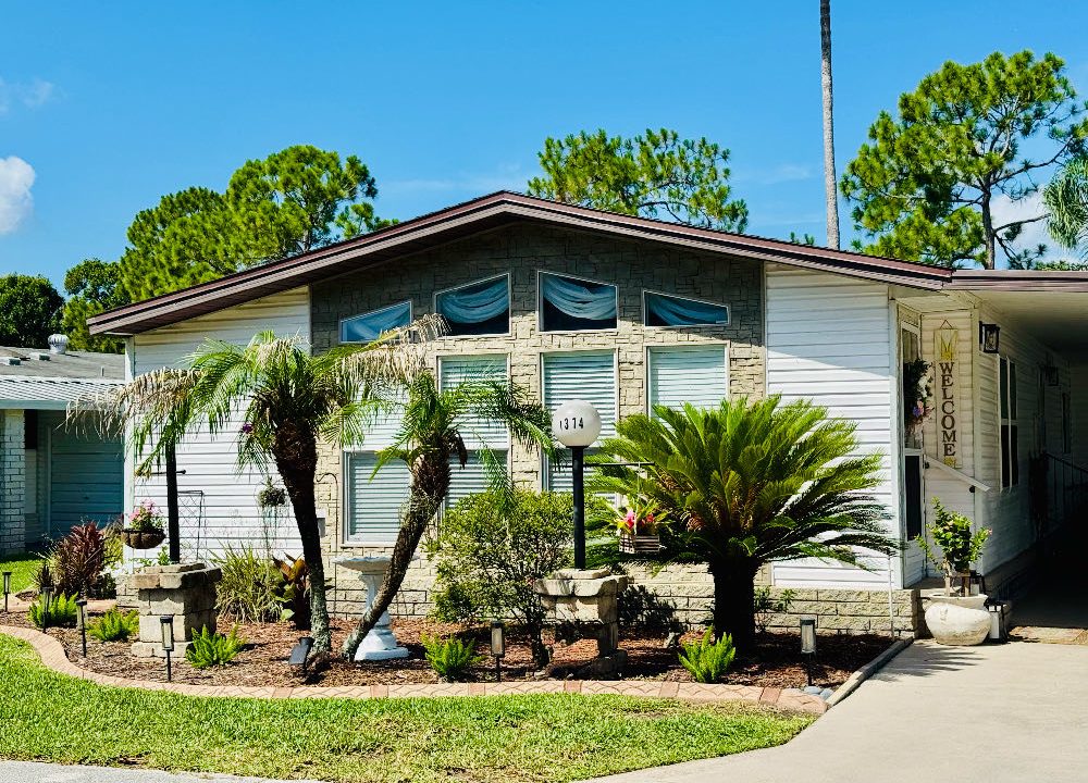 1374 Deverly - sp02