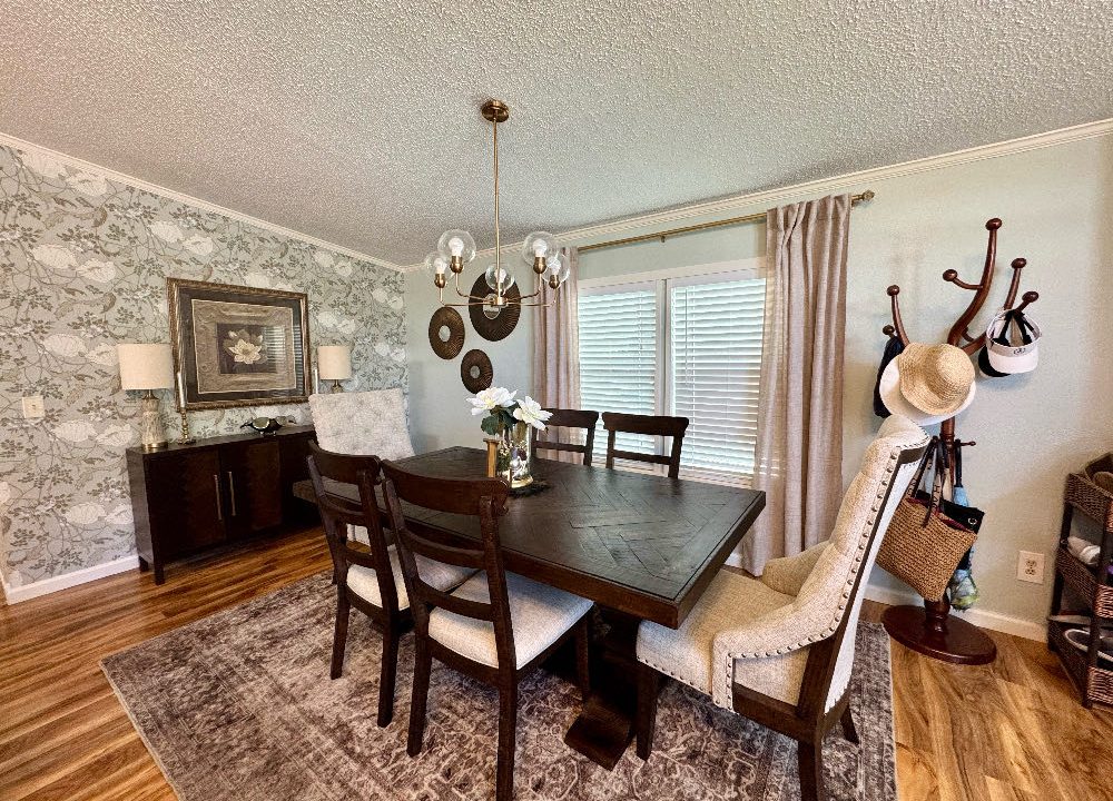 1374 Deverly - sp19