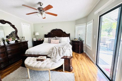 1374 Deverly - sp23