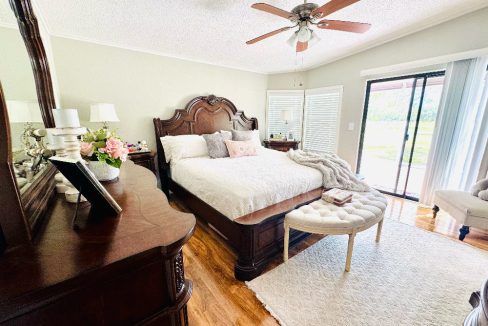 1374 Deverly - sp24