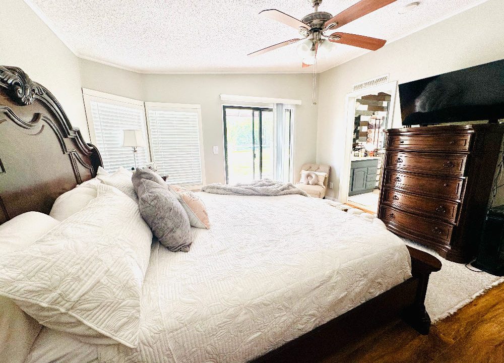 1374 Deverly - sp25