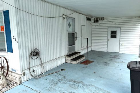 3150 NE 36th Ave Lot 220 - sp04
