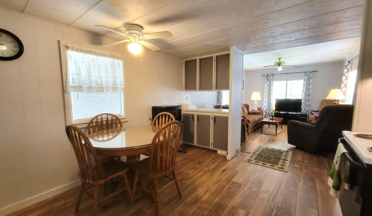 91 Orange Manor - sp15