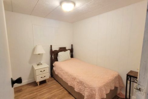 91 Orange Manor - sp17