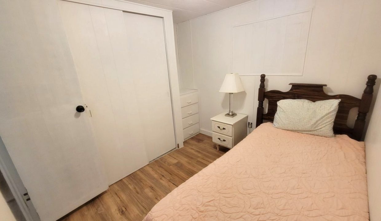 91 Orange Manor - sp18
