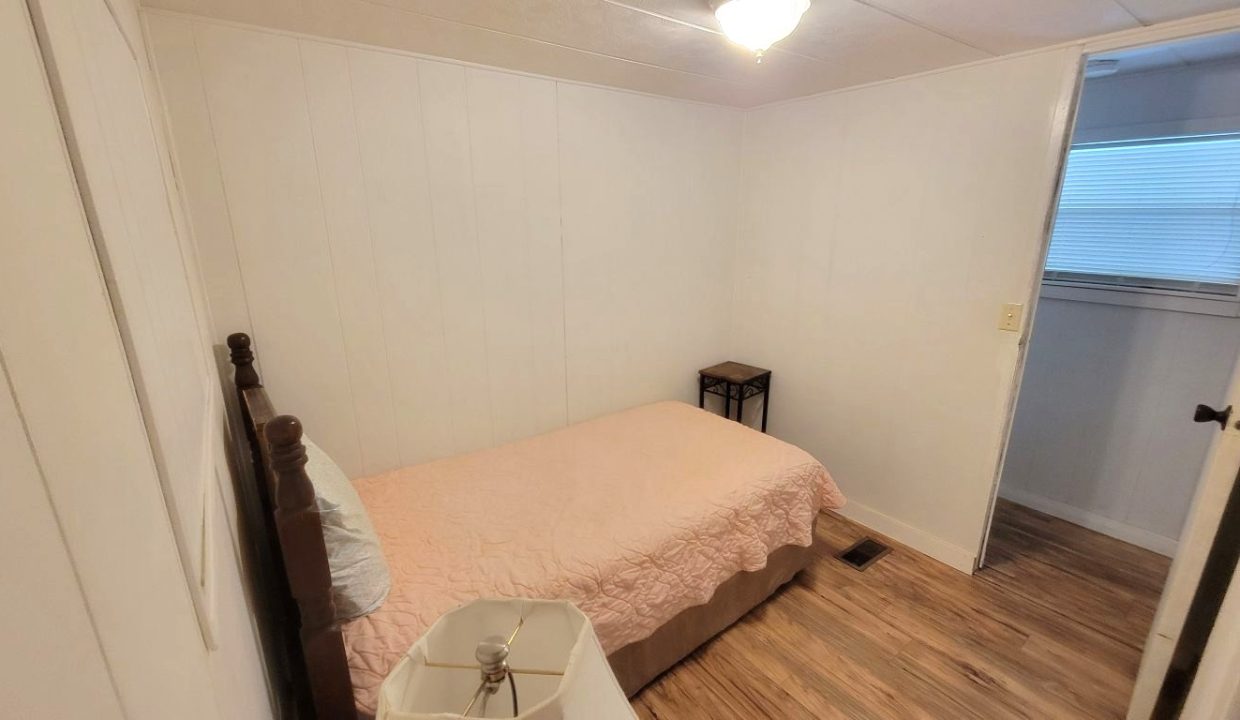 91 Orange Manor - sp19