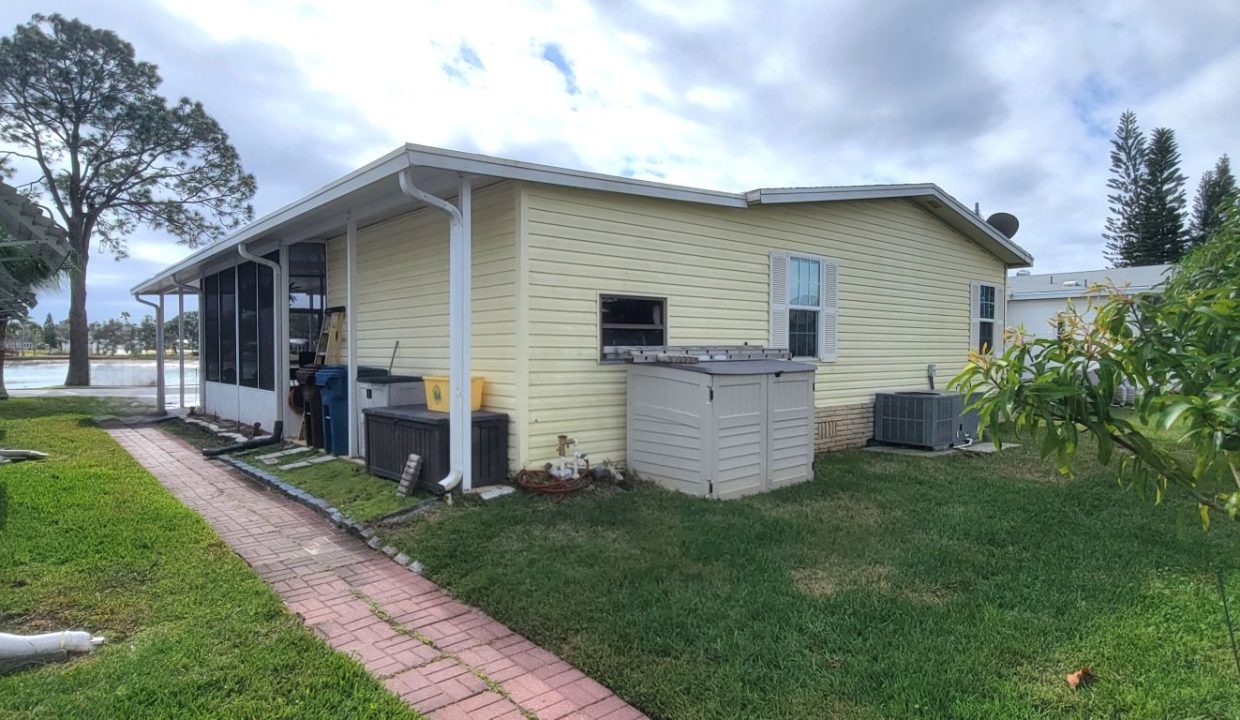 1781 Tower Lakes - sp30