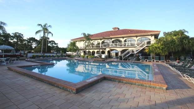 del tura clubhouse