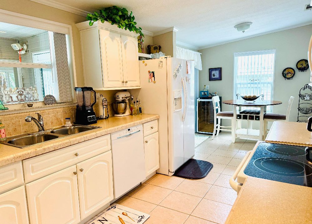 1613 Deverly - sp15