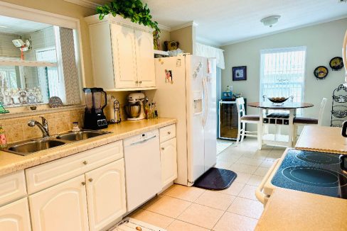 1613 Deverly - sp15
