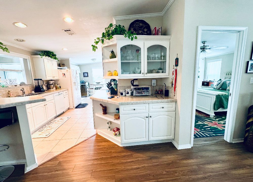 1613 Deverly - sp16