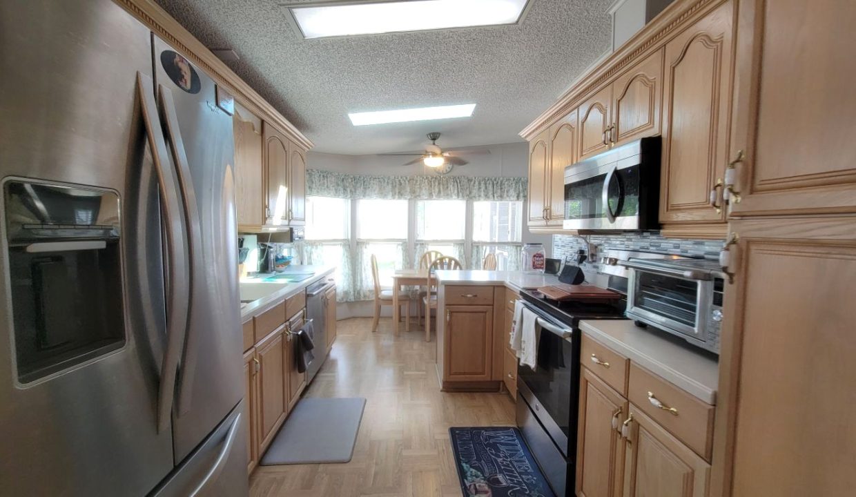 1793 Tower Lakes - sp16